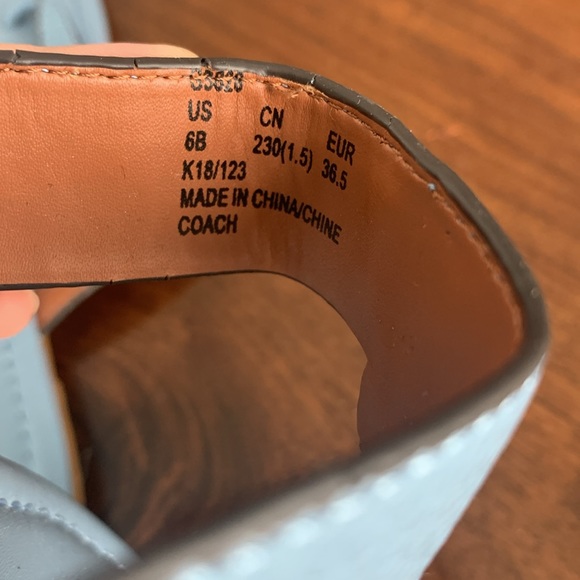 Coach leather blue sandals - Picture 3 of 3